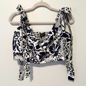 ELOQUII Women’s Blue & White Crop Top